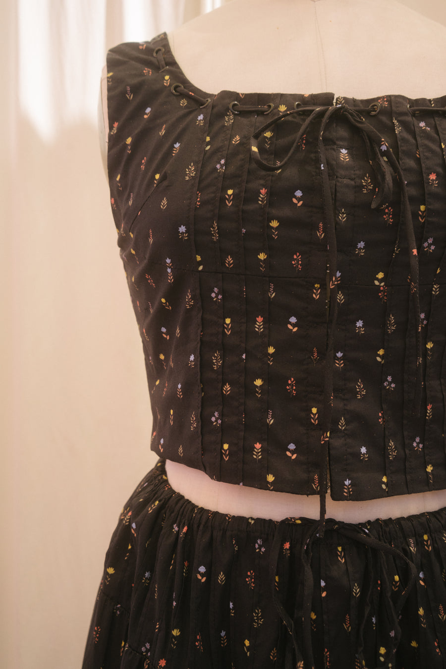 Hailey Set in Midnight Floral