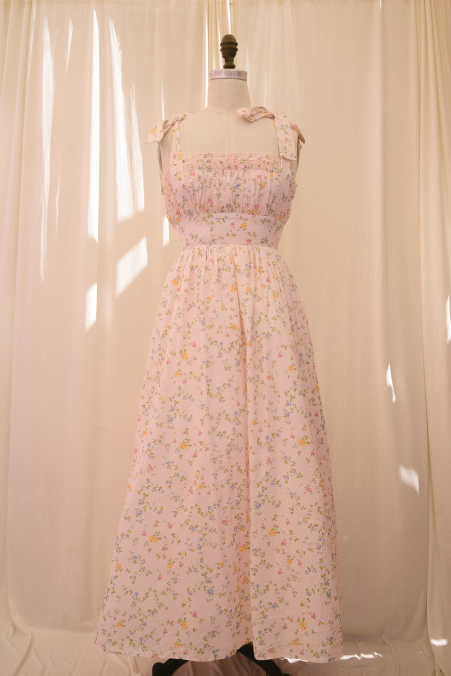 Primrose Dress in Peony strr Primrose Dress in Peony strr