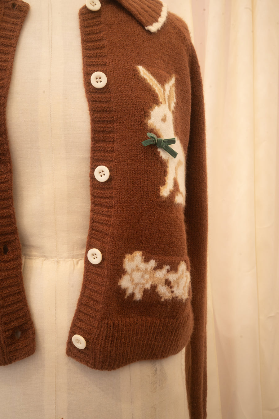 Lapin Cardigan in Chestnut