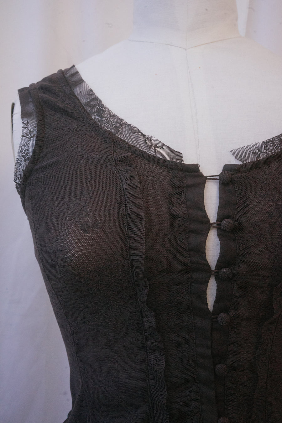 Spiderwick Top