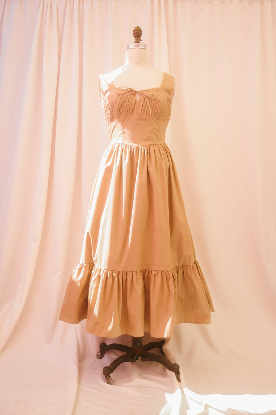 Lallybroch Dress in Beige