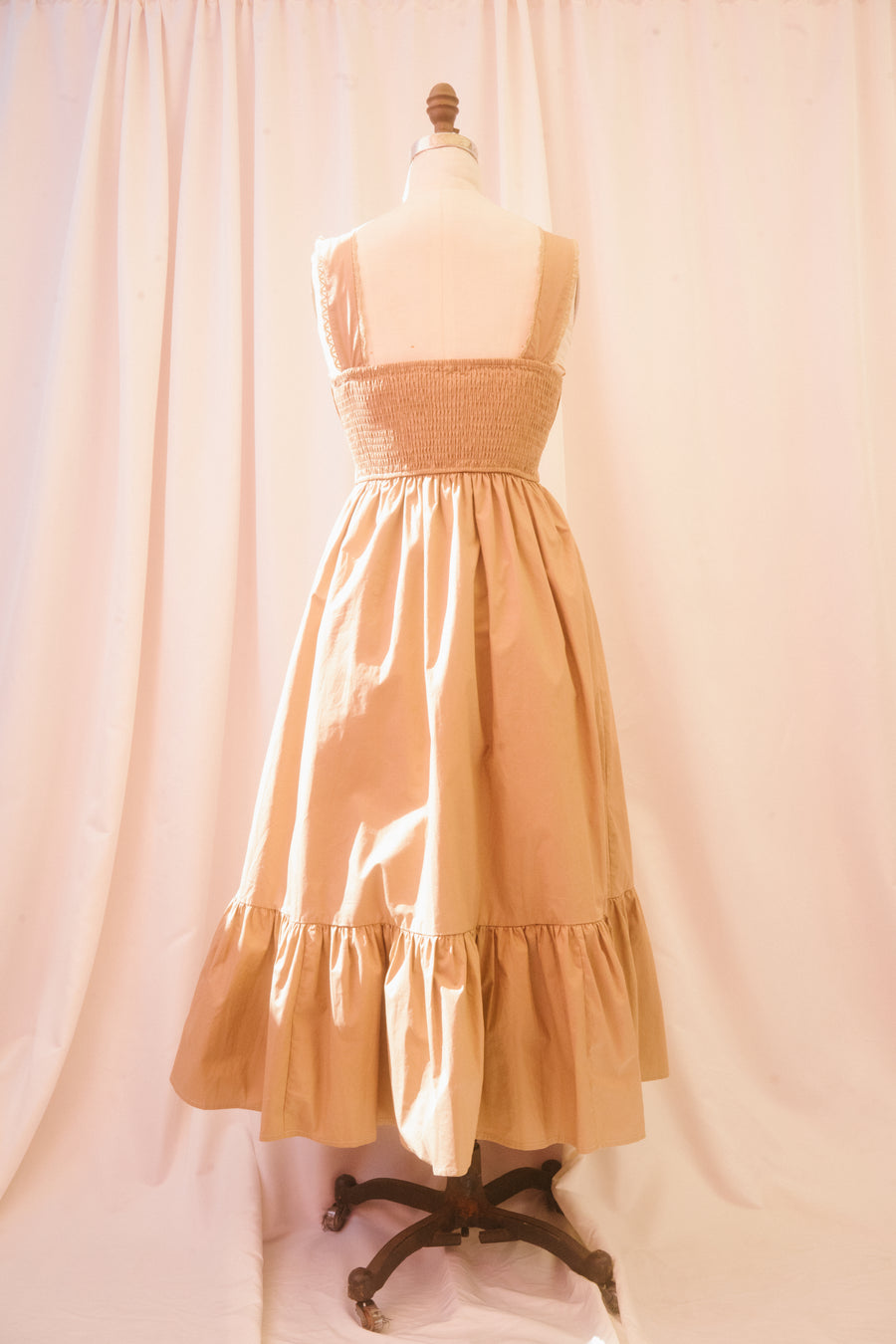 Lallybroch Dress in Beige