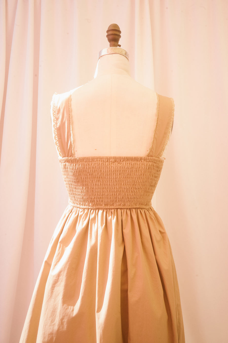 Lallybroch Dress in Beige