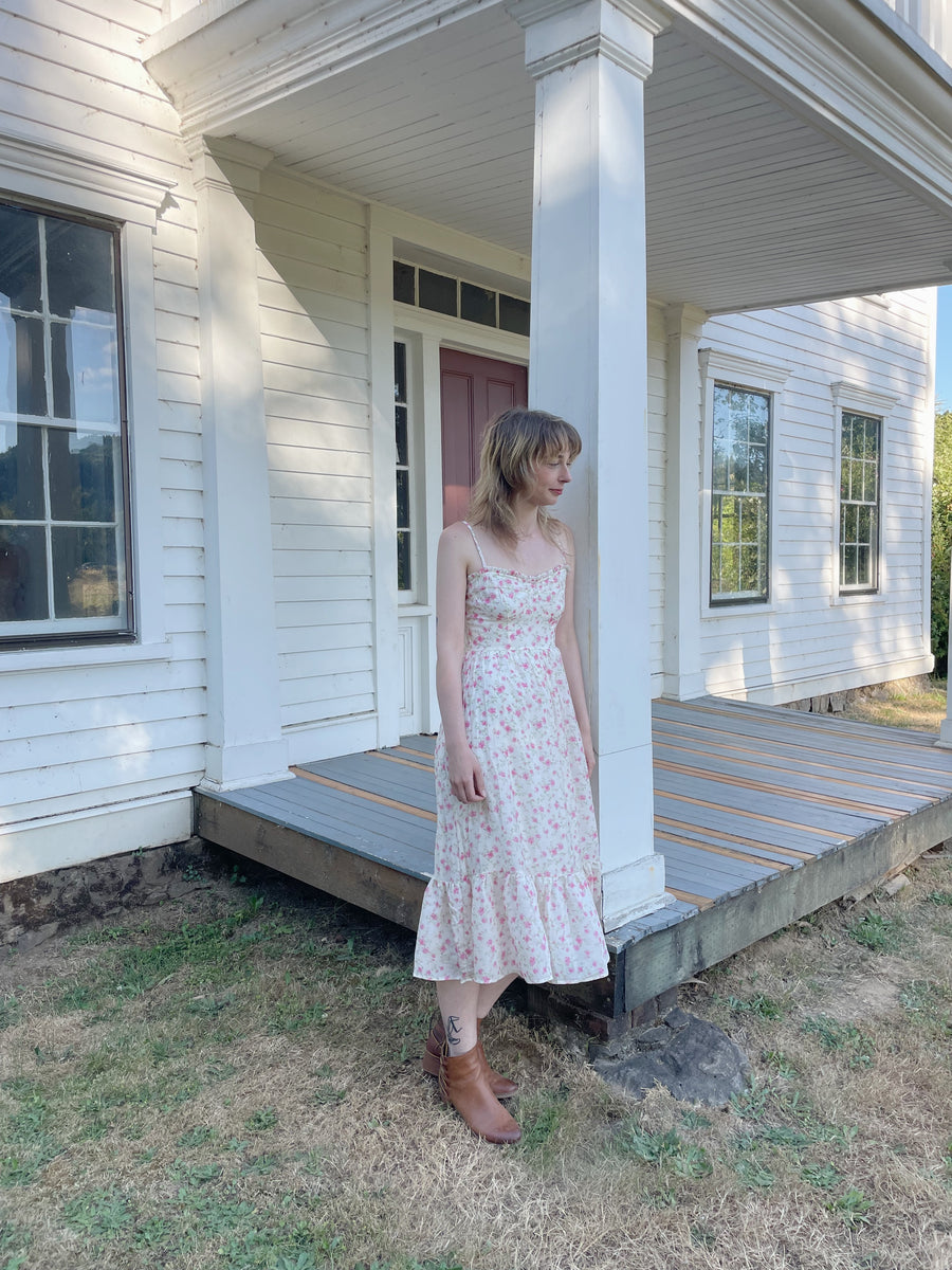 Elisabeta Dress in Peony Garden