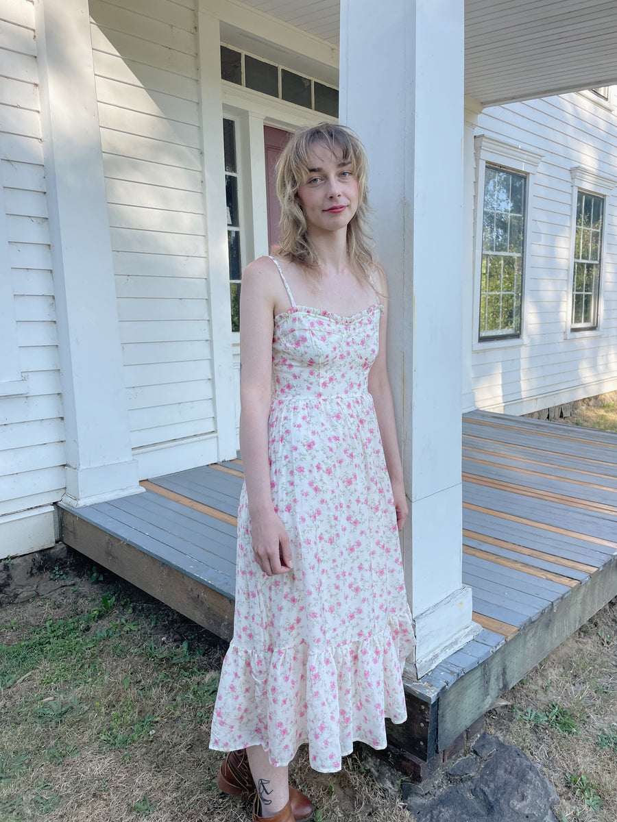 Elisabeta Dress in Peony Garden